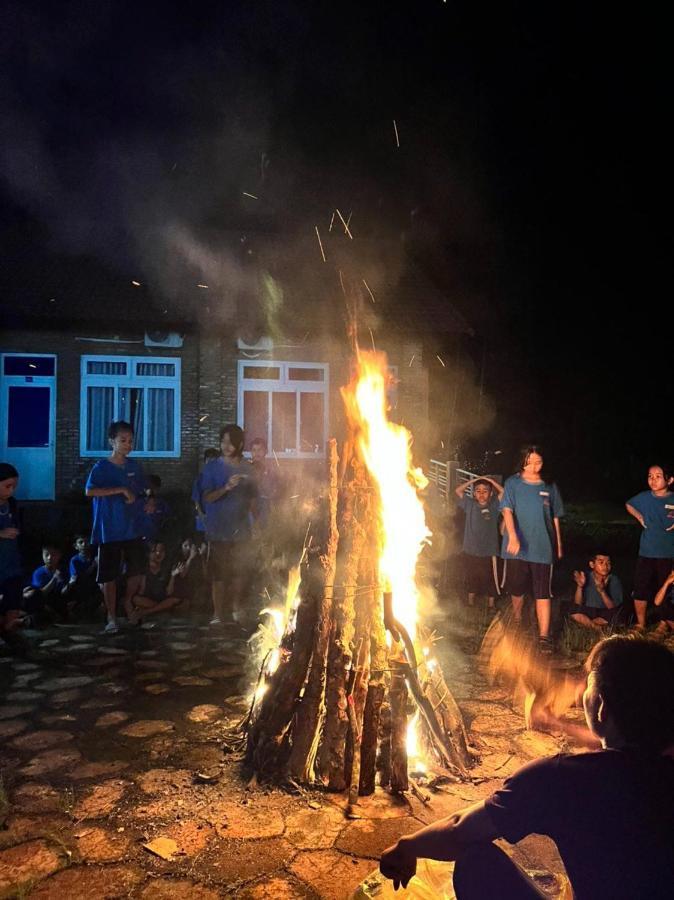 Hotel Nhà May Mắn Krông Nô - Đăk Nông Buon Kuop Esterno foto