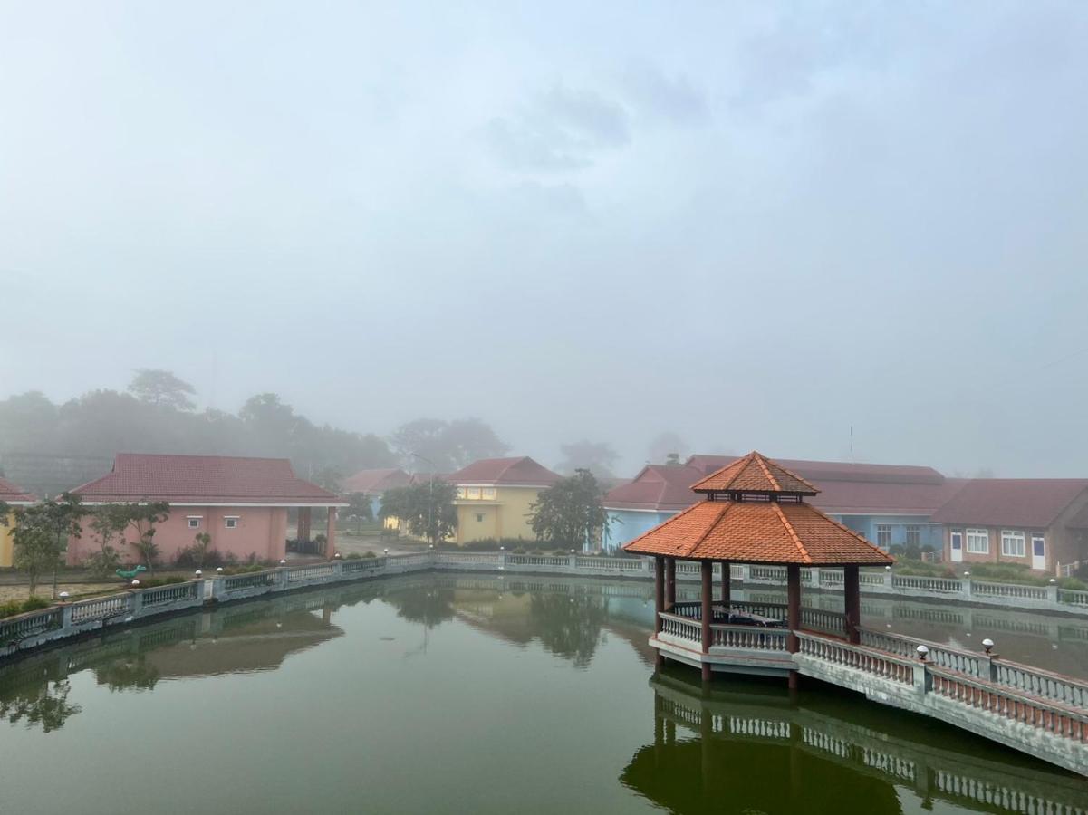 Hotel Nhà May Mắn Krông Nô - Đăk Nông Buon Kuop Esterno foto